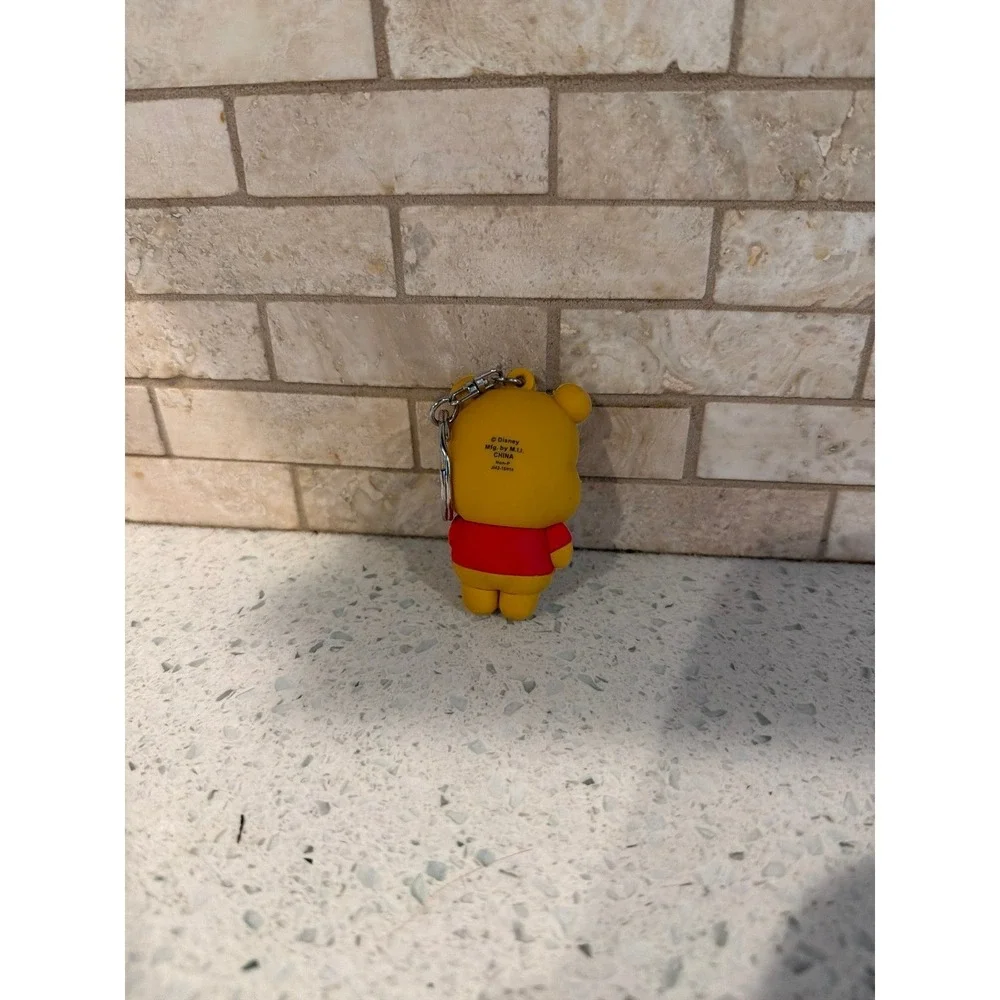 Disney Winnie The‎ Pooh Oozing Pot Of Honey Figural Rubber Keychain